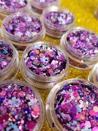 Image 1 of Blooms Glitter🌸
