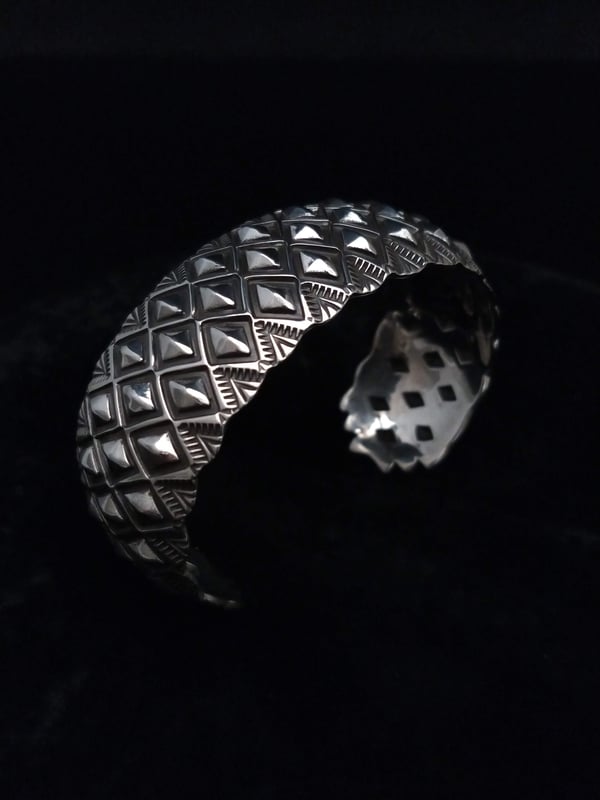 Image of Synclastic 3 Row Dragon Skinn Cuff