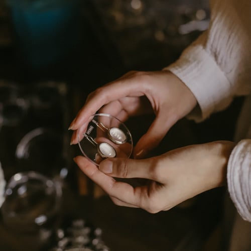 Image of "In the name of love" silver earrings with rose quartzes · IN NOMINE AMORIS ·