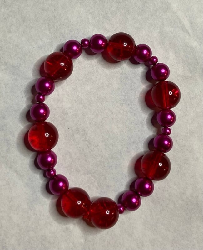 Red beaded bracelet 