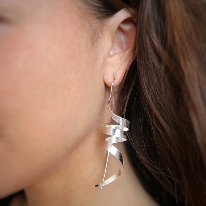 ◆STONEHENgE◆ Silver Ribbon Cubic Earrings Sterling Silver Bar Cubic Zirconia CZ Small Hoop Earrings