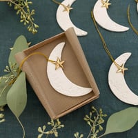 Image 2 of JOLIE LUNE
