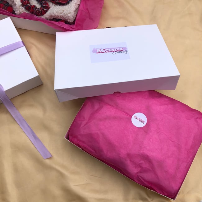 Gift box & wrapped