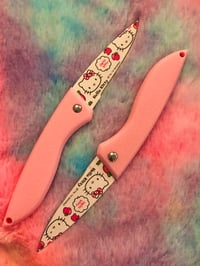 Image 4 of Hello Kitty Knife