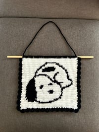 Image 1 of sleepin snoopy tapestry 