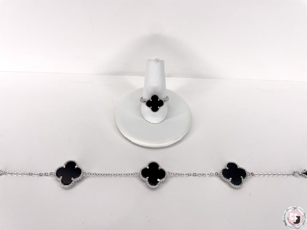 Image of black clover set