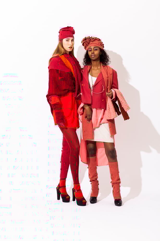 Image of Lace knitted Poncho                                   Red Melange