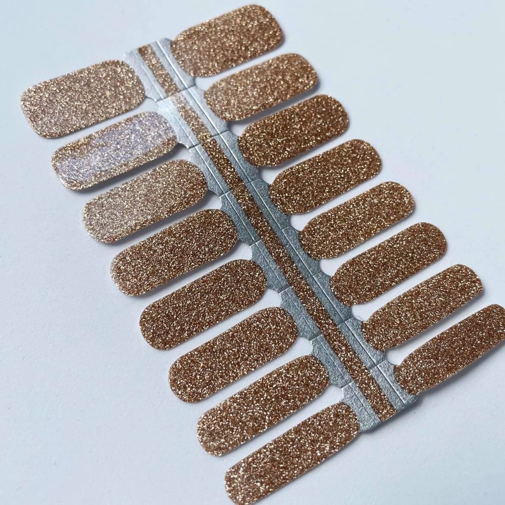 Bronze Beauty Nail Polish Strip