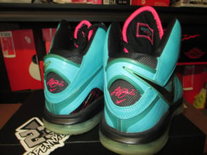 Image of LeBron VIII (8) V1 "South Beach" *PRE-OWNED*