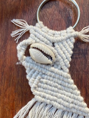 Image of Susie Seashell Keyring