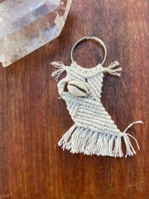 Image of Susie Seashell Keyring