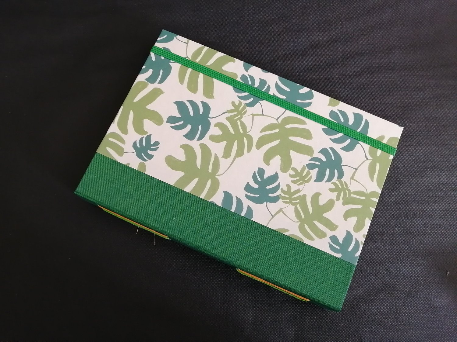 Image of Cuadernos artesanales costura vista -  Handmade notebooks longstitching binding