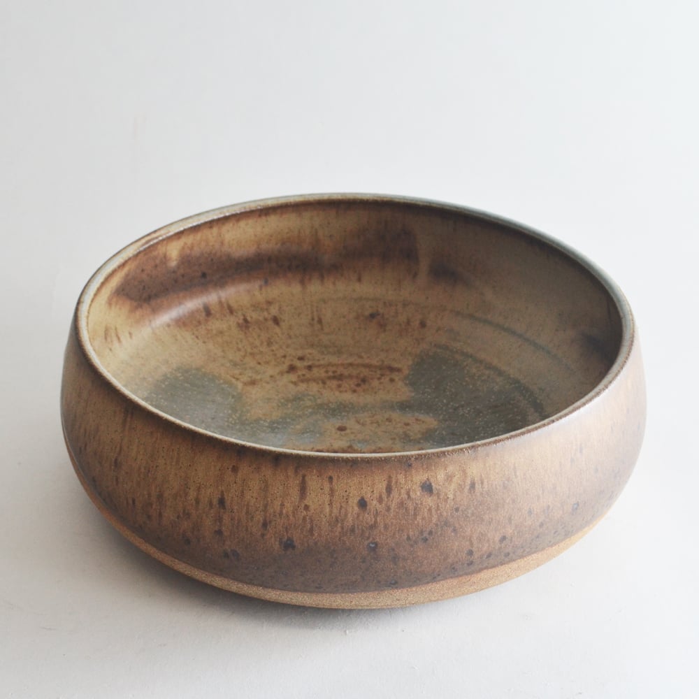 Image of earthy serving bowl