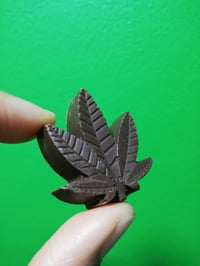 CBD chocolate leaves