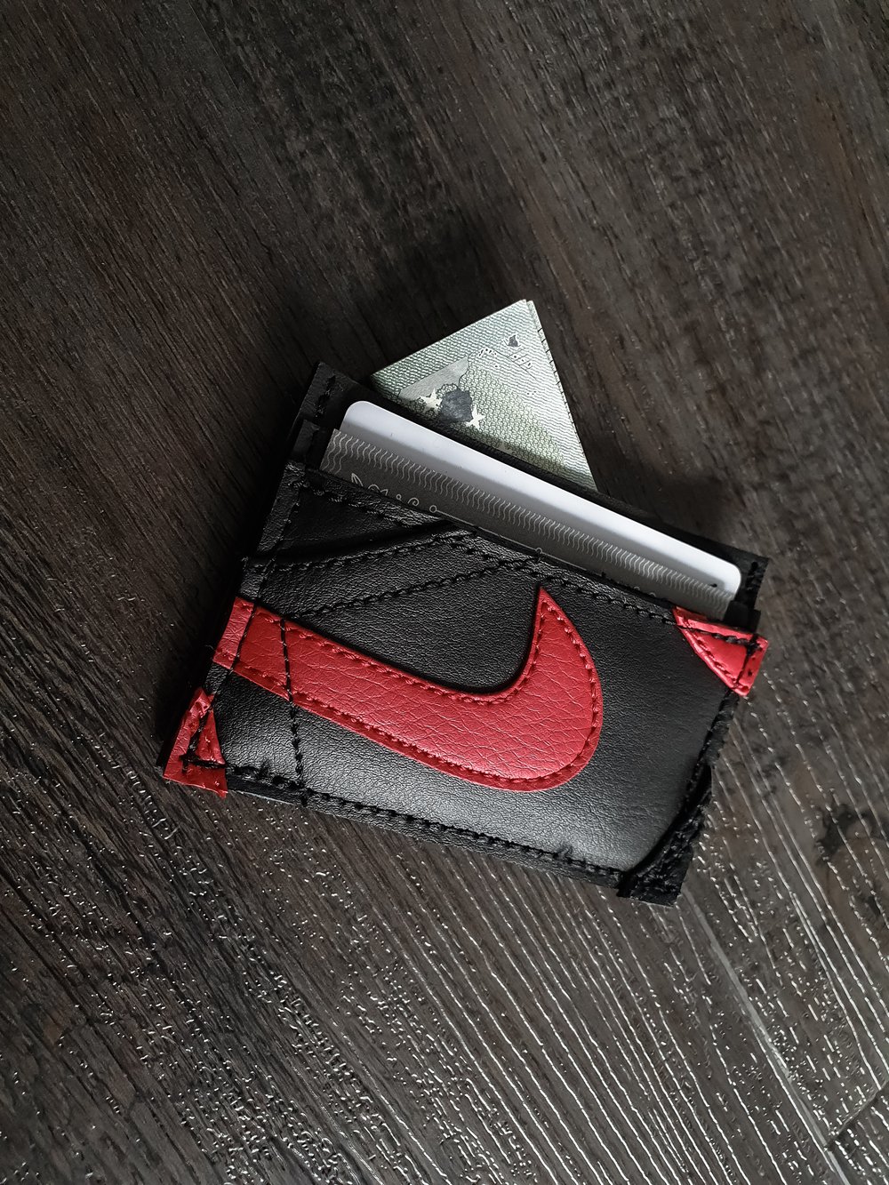 SNEAKER WALLET - JORDAN 1 BRED