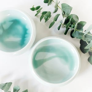 Image of shallow porcelain bowl