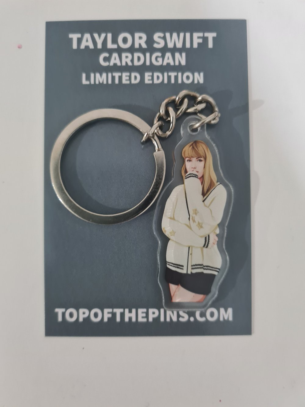Taylor Swift Cardigan - keychain 