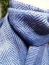 Smidig lång yllehalsduk / Soft long scarf