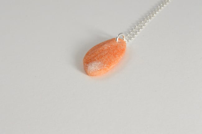 Petits pendentifs couleurs