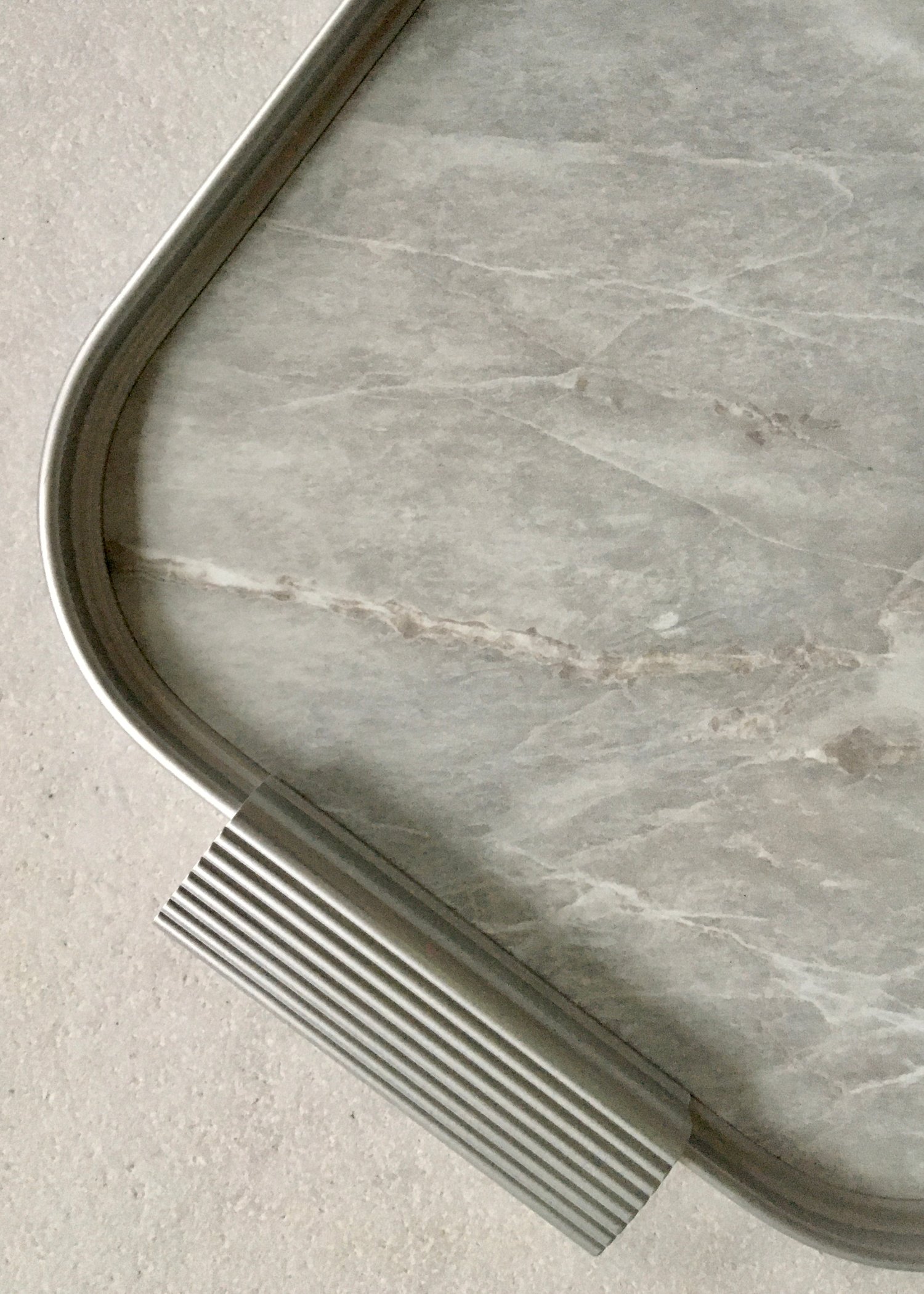 Image of Kaymet Tray Light Marble/Silver