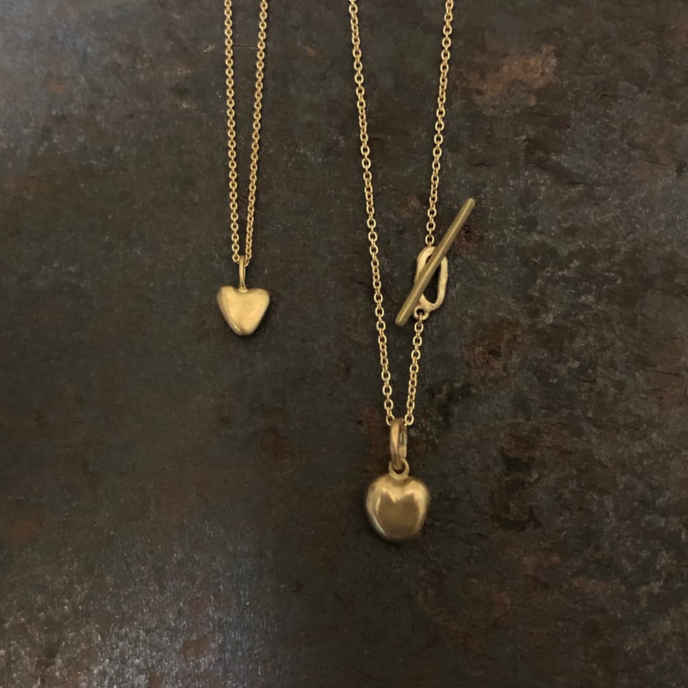Image of 18K Little Goofy Heart on a 20" Chain with Toggle