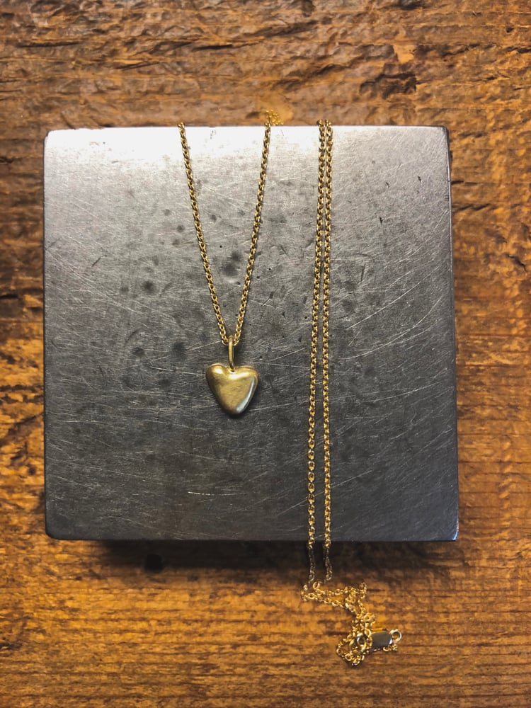 Image of 18K Little Goofy Heart on a 20" Chain with Toggle
