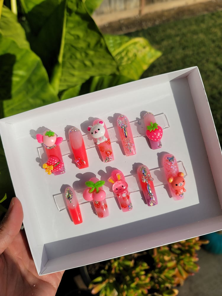 Image of XL SQUARE Kawaii Press-Ons