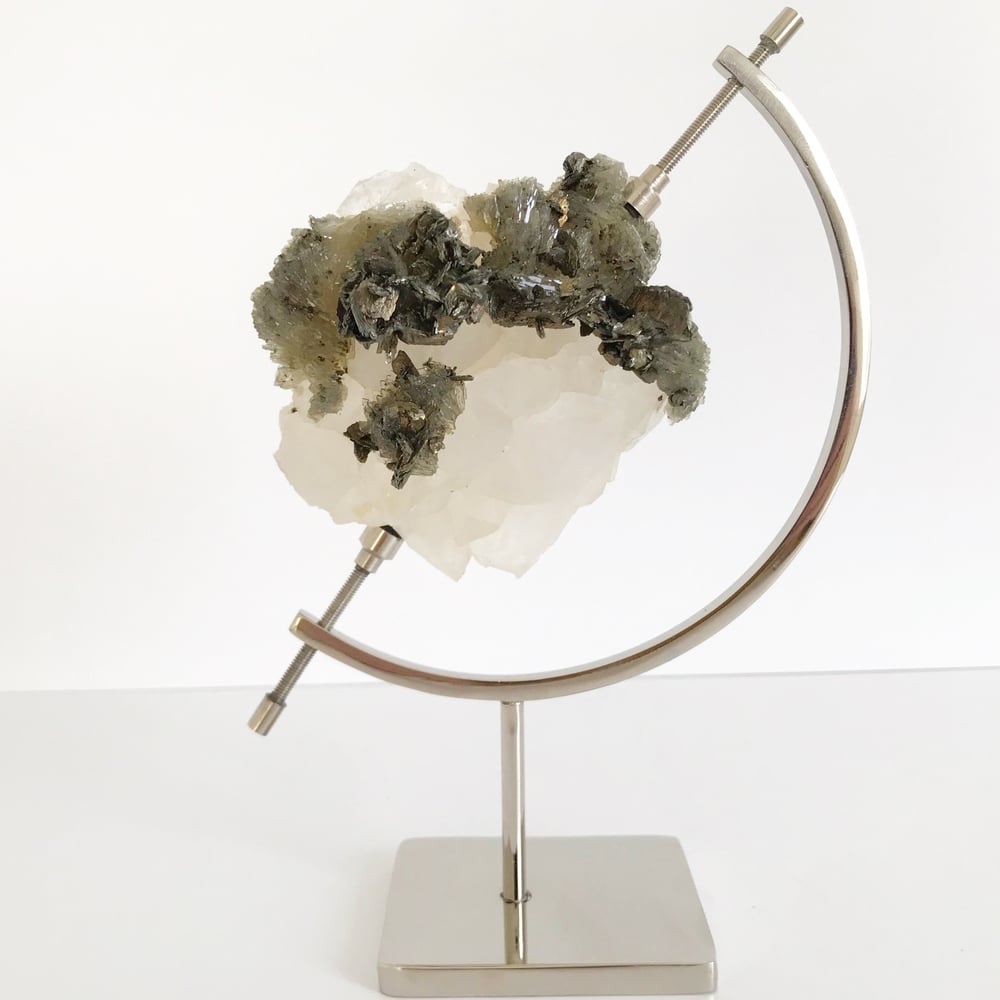 Image of Quartz/Chalcopyrite no.05 + Chrome Arc Stand