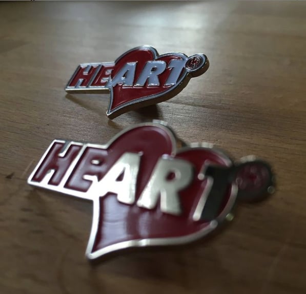 "HeART" | Pin