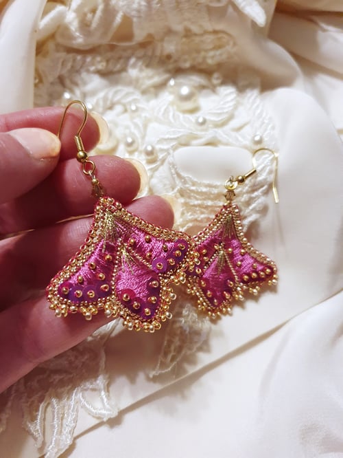 Image of Boucles d'oreilles SHANA fuschia