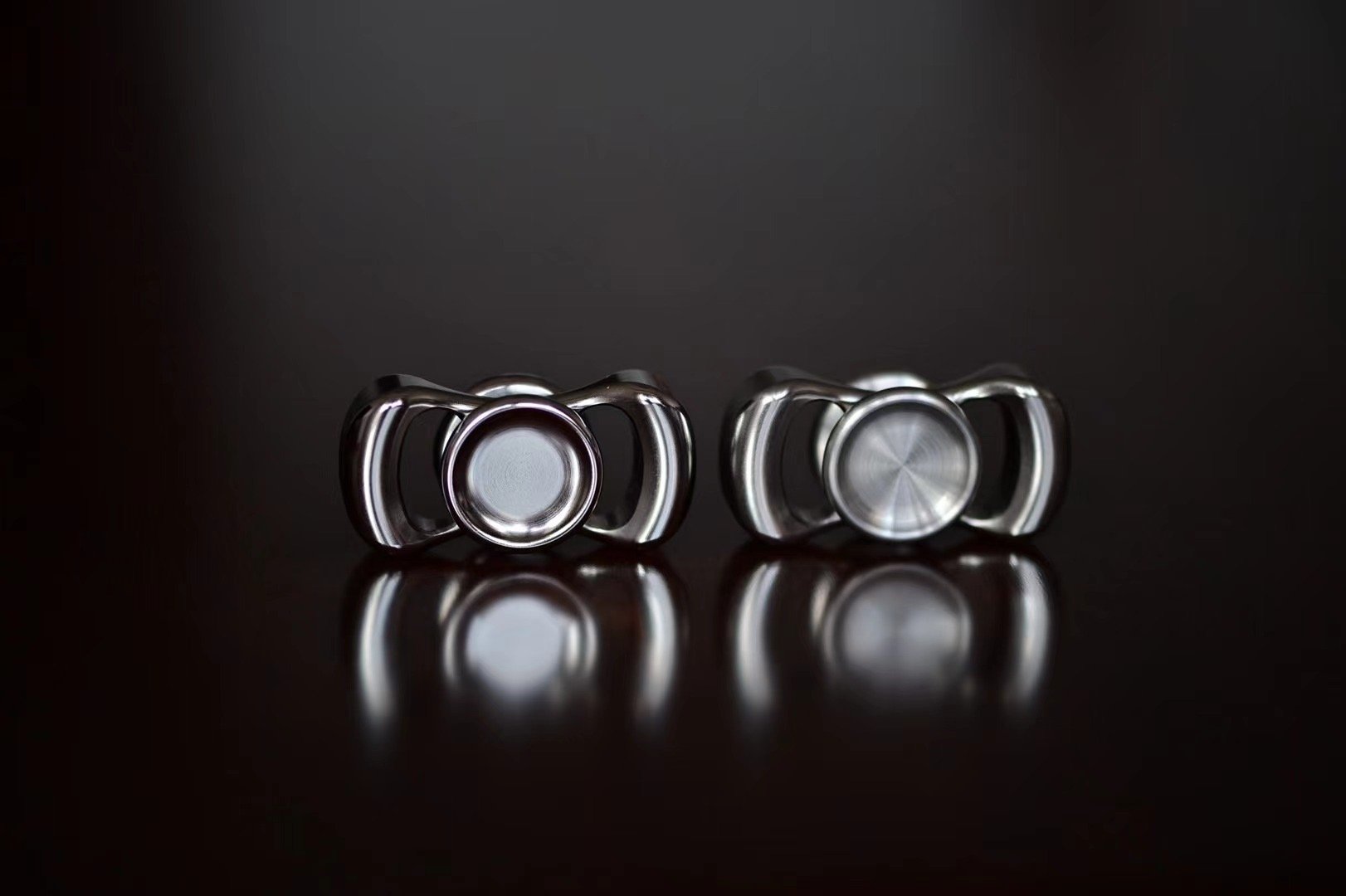 Zirc/ Tungsten horizon hand spinner fidget toys | KINETICS Zirc/ Tungsten horizon hand spinner fidget toys | KINETICS