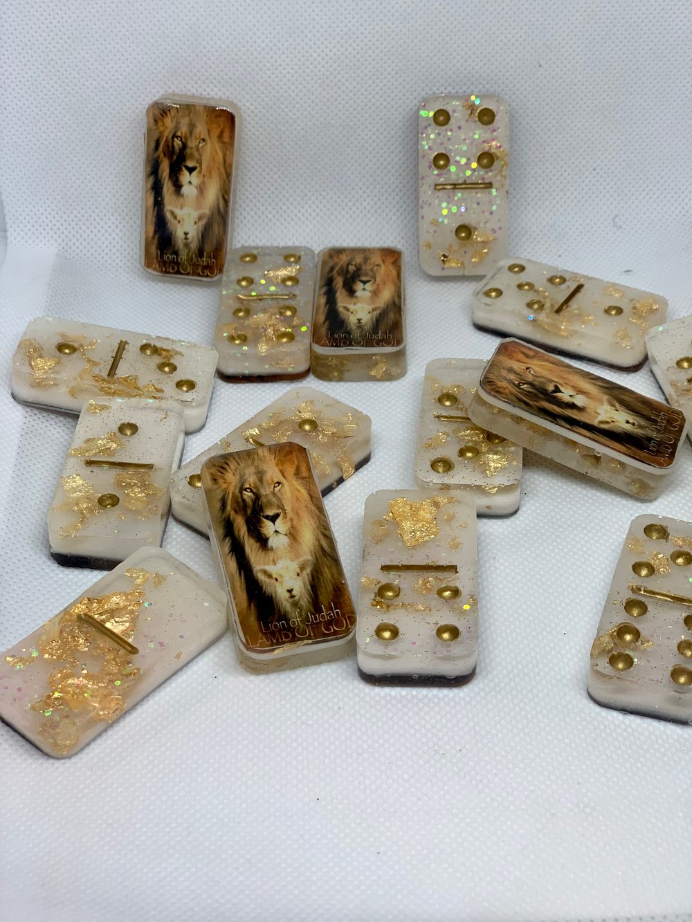 Image of BIG SIX Dominoes