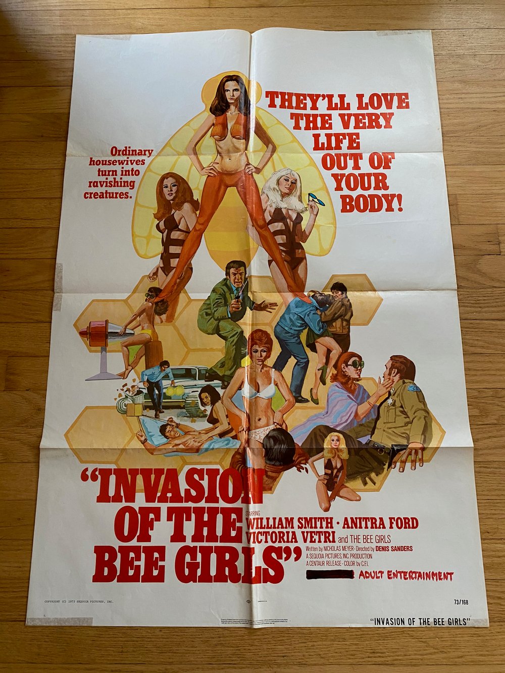 1973 INVASION OF THE BEE GIRLS Original U.S. One Sheet Movie Poster