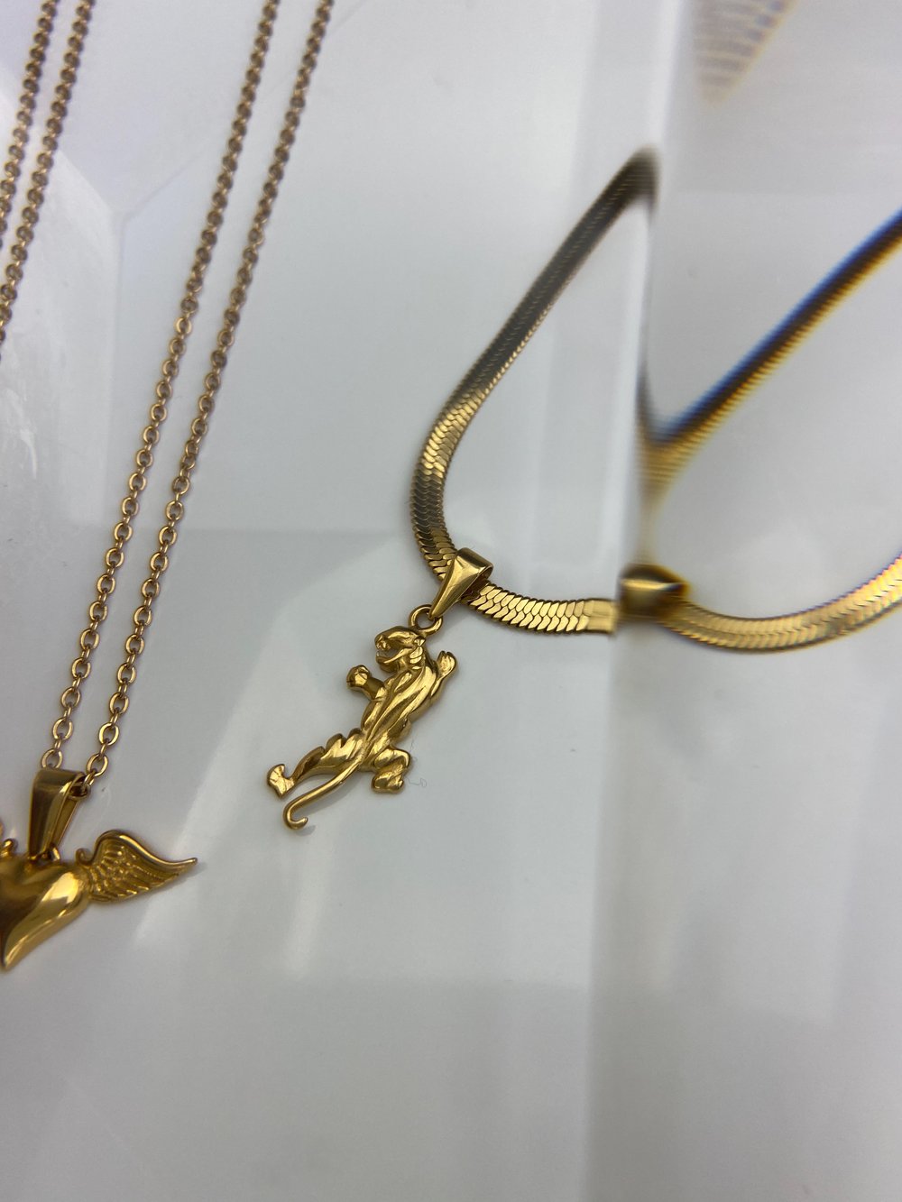A7 (necklace & bracelet) 