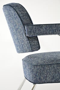 Image 4 of Fauteuils chromés bouclette bleu et ivoire