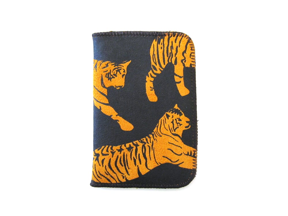 Image of Orange tiger cardholder