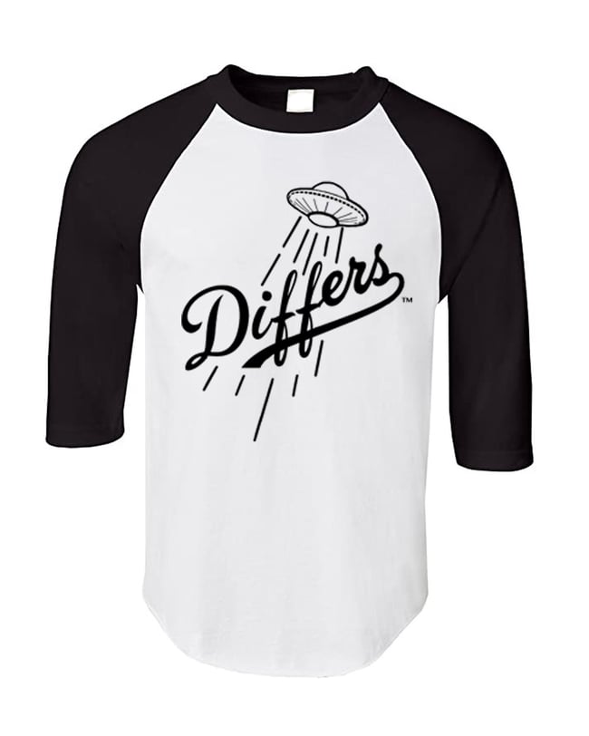 Differs Blk-Wht 3/4 Sleeve