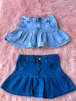Image of Kiara Pleated Jean Skirt