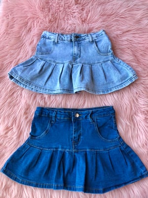 Image of Kiara Pleated Jean Skirt