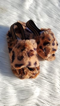 Image 1 of Mommy & Me Slippers 