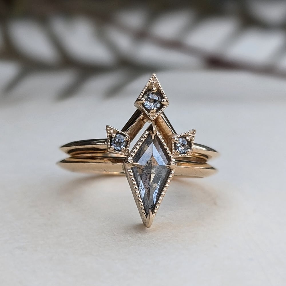 Image of Elara Ring Set