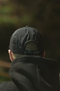 Image 3 of Gorra "Nightshift" negra