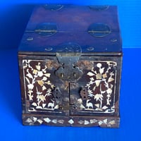 Image 3 of CHINESE  c.1900 JEWELRY BOX