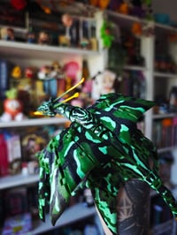 Image 3 of Ikran verde/negro/amarillo