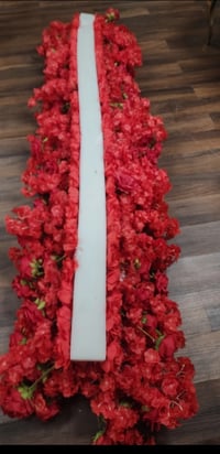 Image 2 of RED Flower runners  220 cm for rent only 