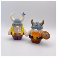Image 1 of Astrid & Axel Viking pair 7-8 cm