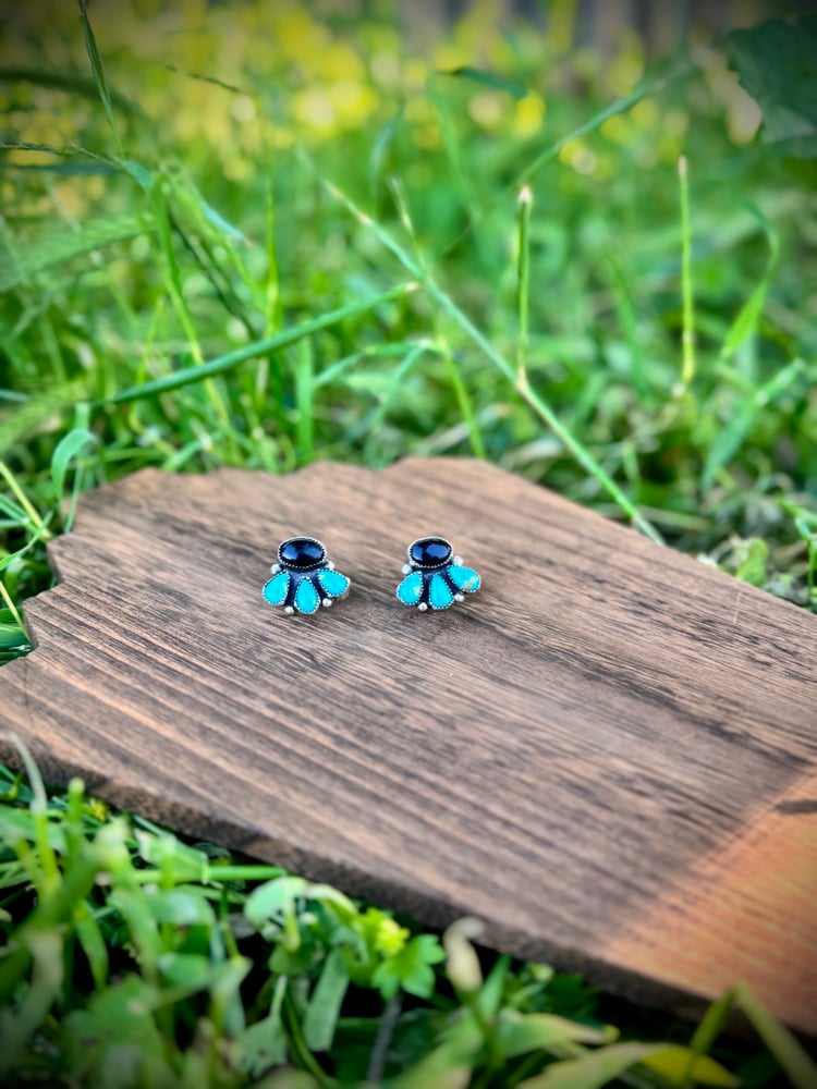 Image of Kingman & Jet Button Cluster Post earrings