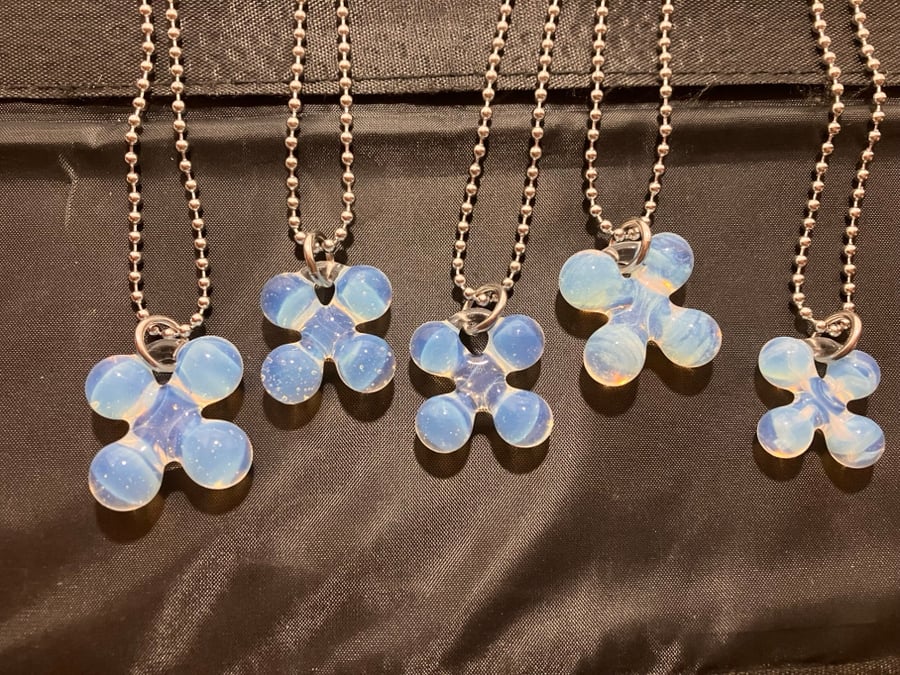 Image of opaline clovers