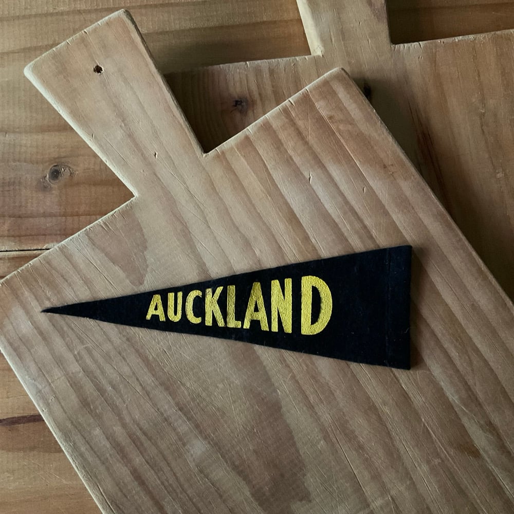 Image of Auckland Pennant