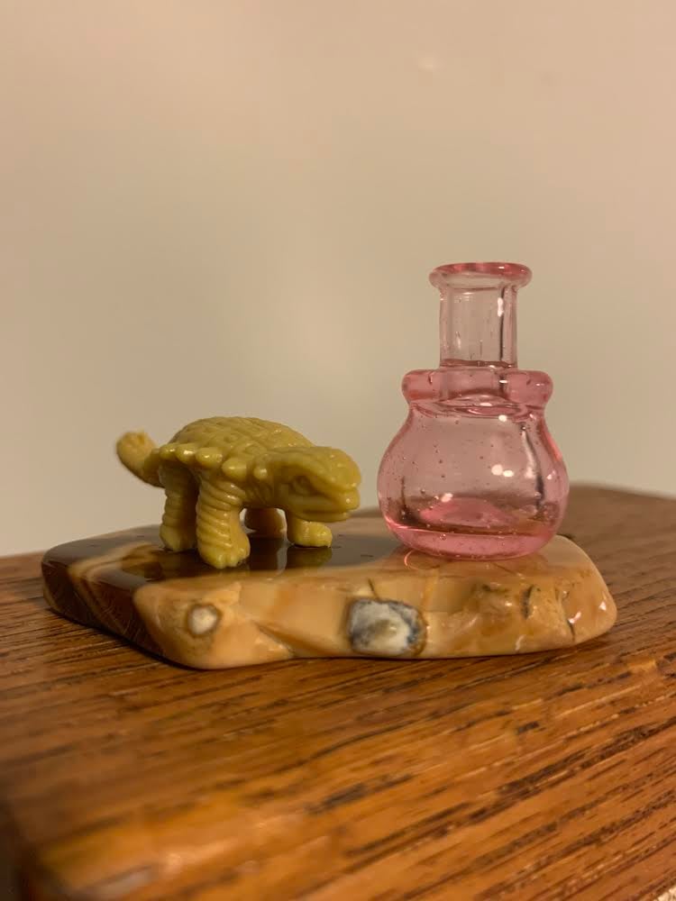 Image of Terp Pearl Dinosaur Stands